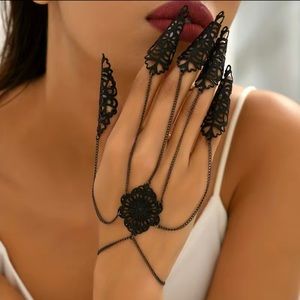 Gothic Black Color Armor Mittens Ring Bracelet Cosplay Party Faux Fashion Jewelr